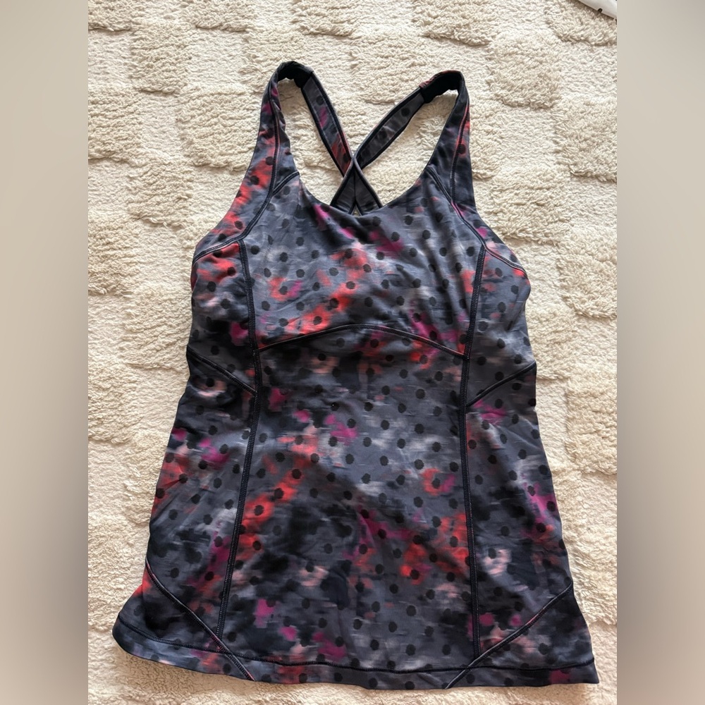 Lululemon tank top - Size 6